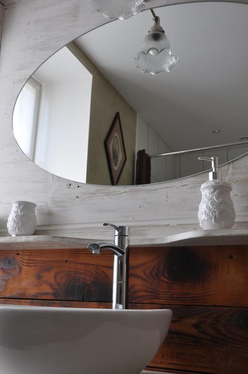 B&B La Cerisaie Francheleins Номер фото